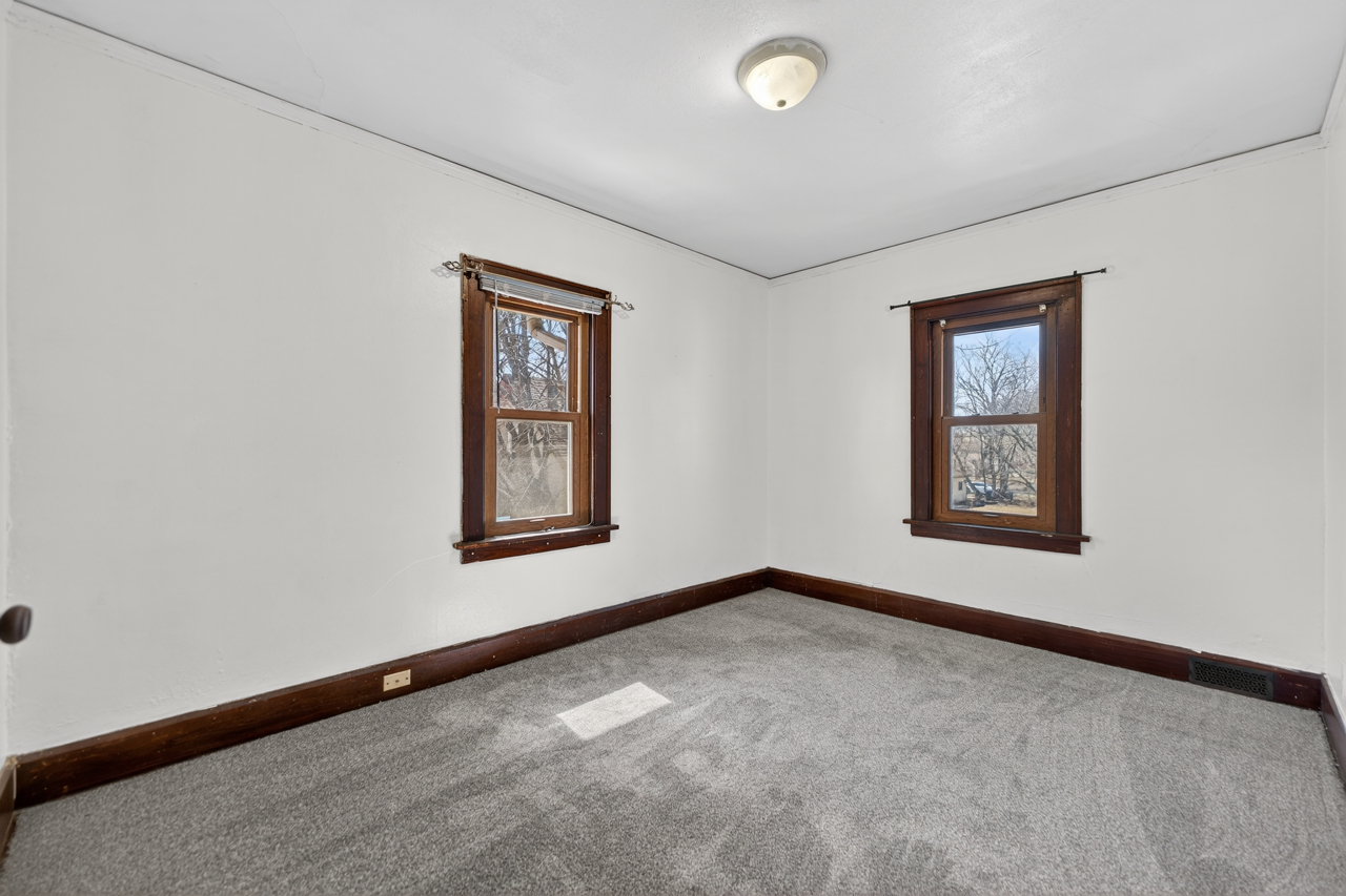 1509 16th Avenue, Rockford, IL 61104