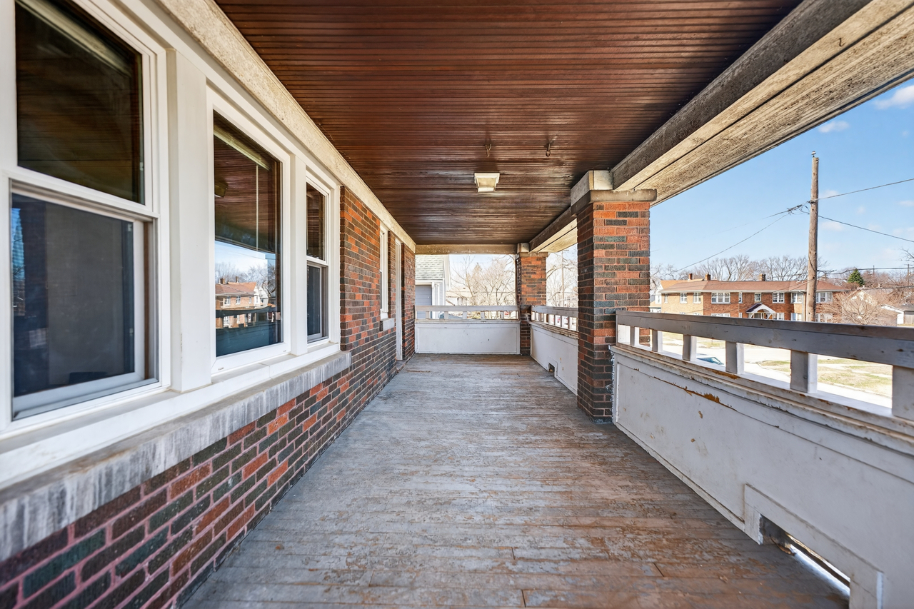 1509 16th Avenue, Rockford, IL 61104