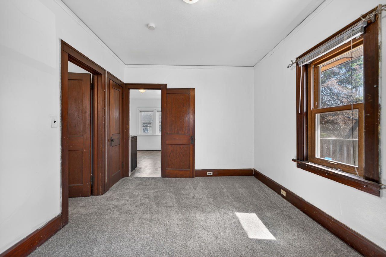 1509 16th Avenue, Rockford, IL 61104