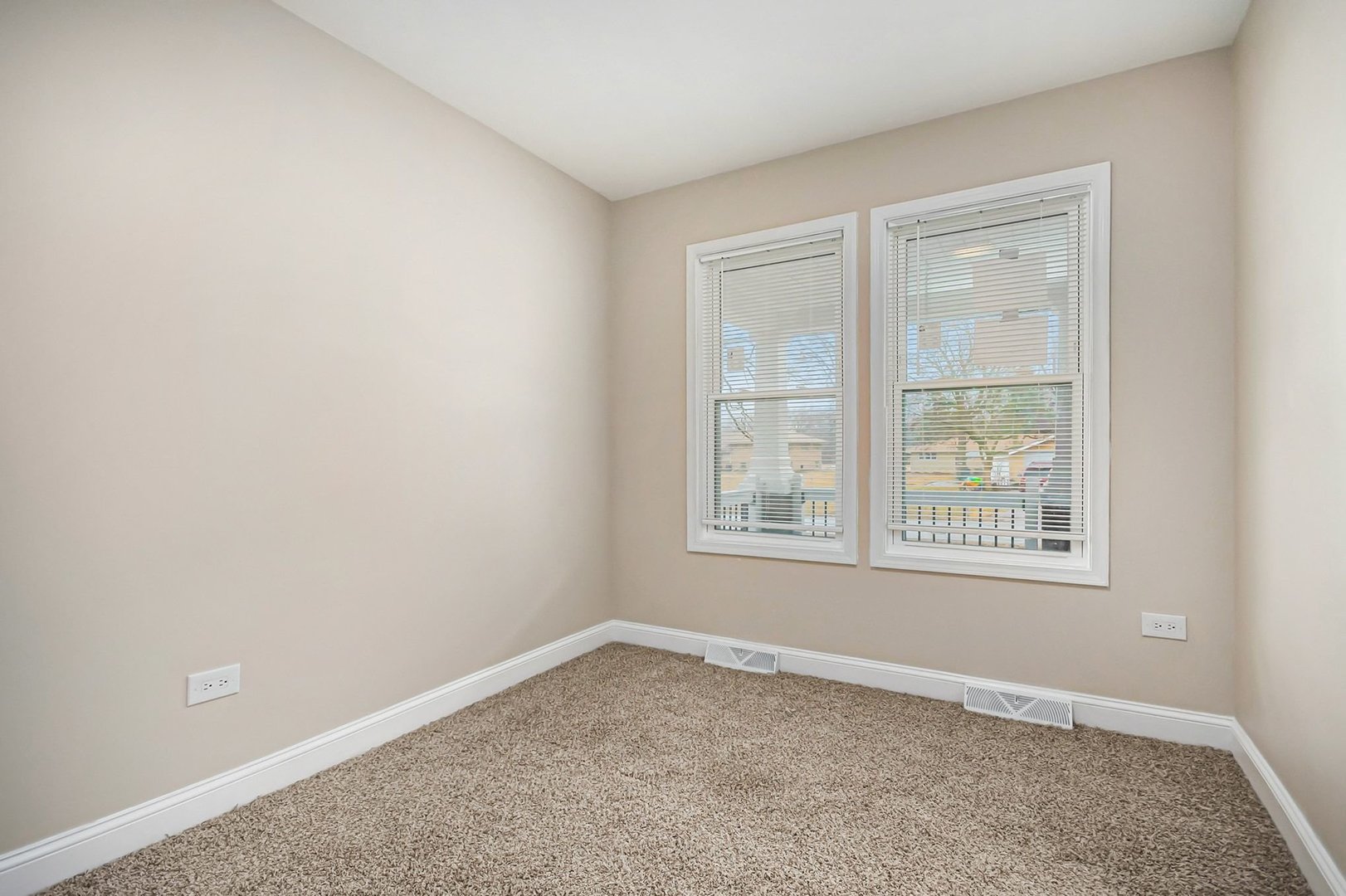 26 E 157th Street, South Holland, IL 60473