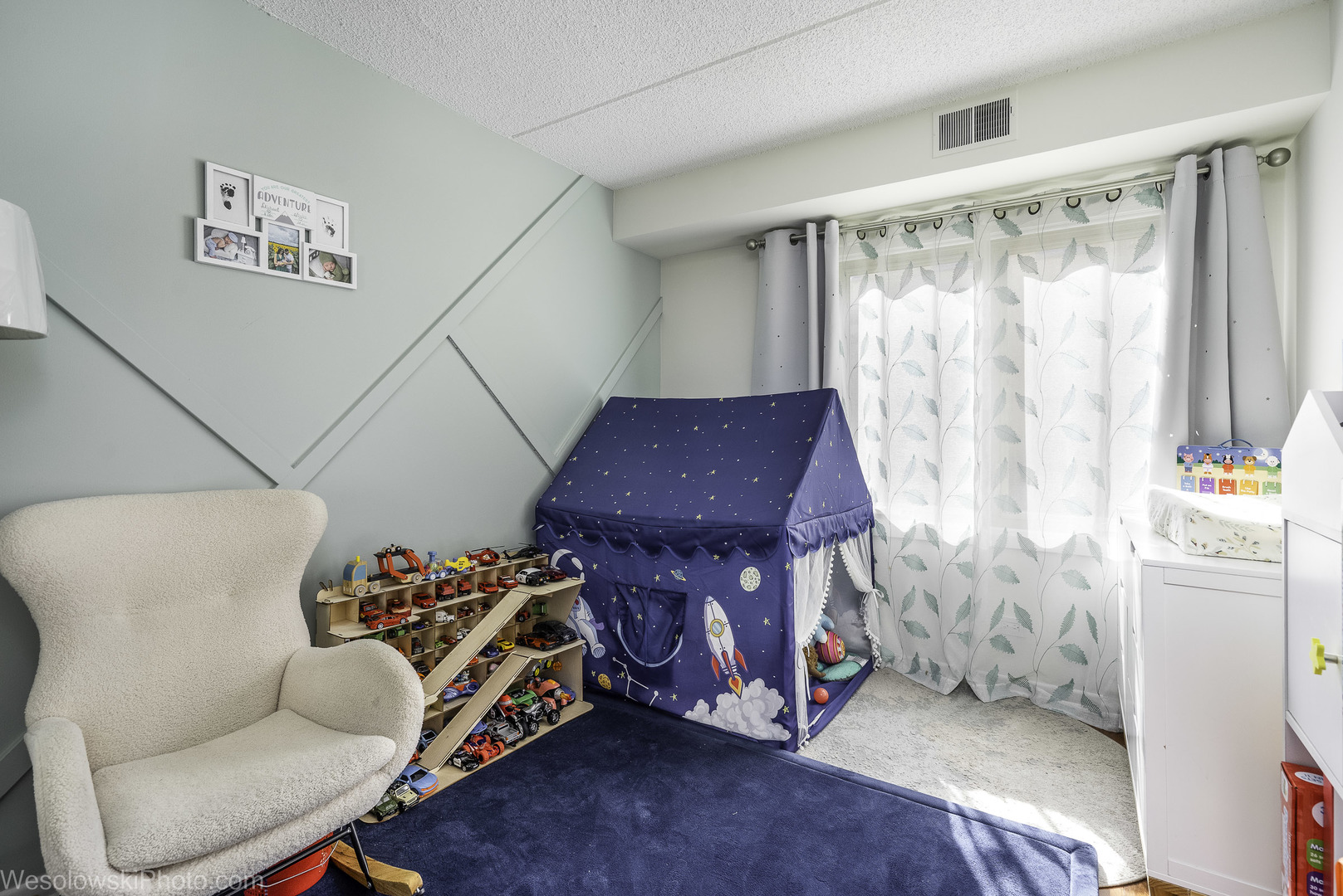 4106 N Narragansett Avenue #208, Chicago, IL 60634