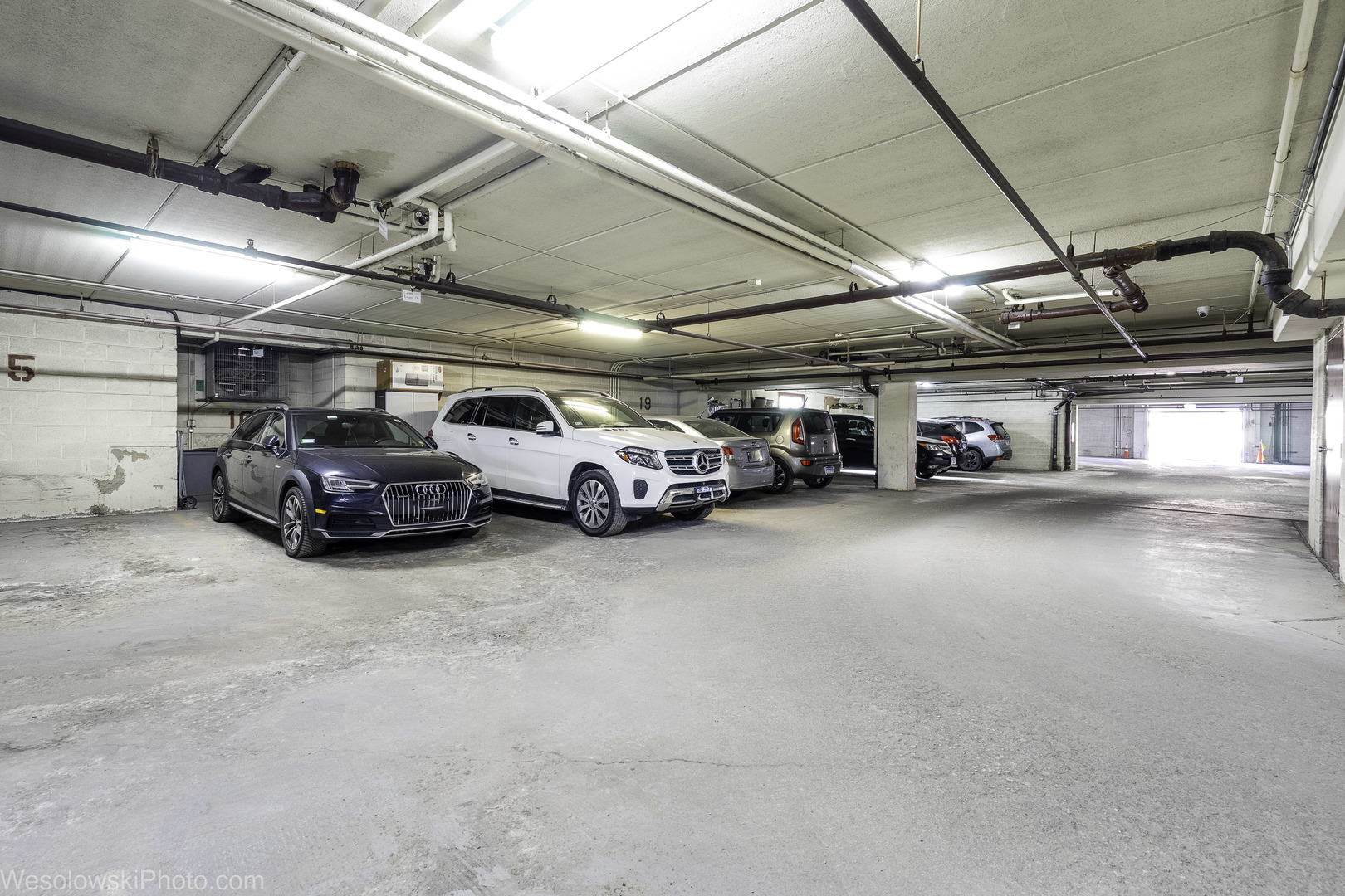 4106 N Narragansett Avenue #208, Chicago, IL 60634