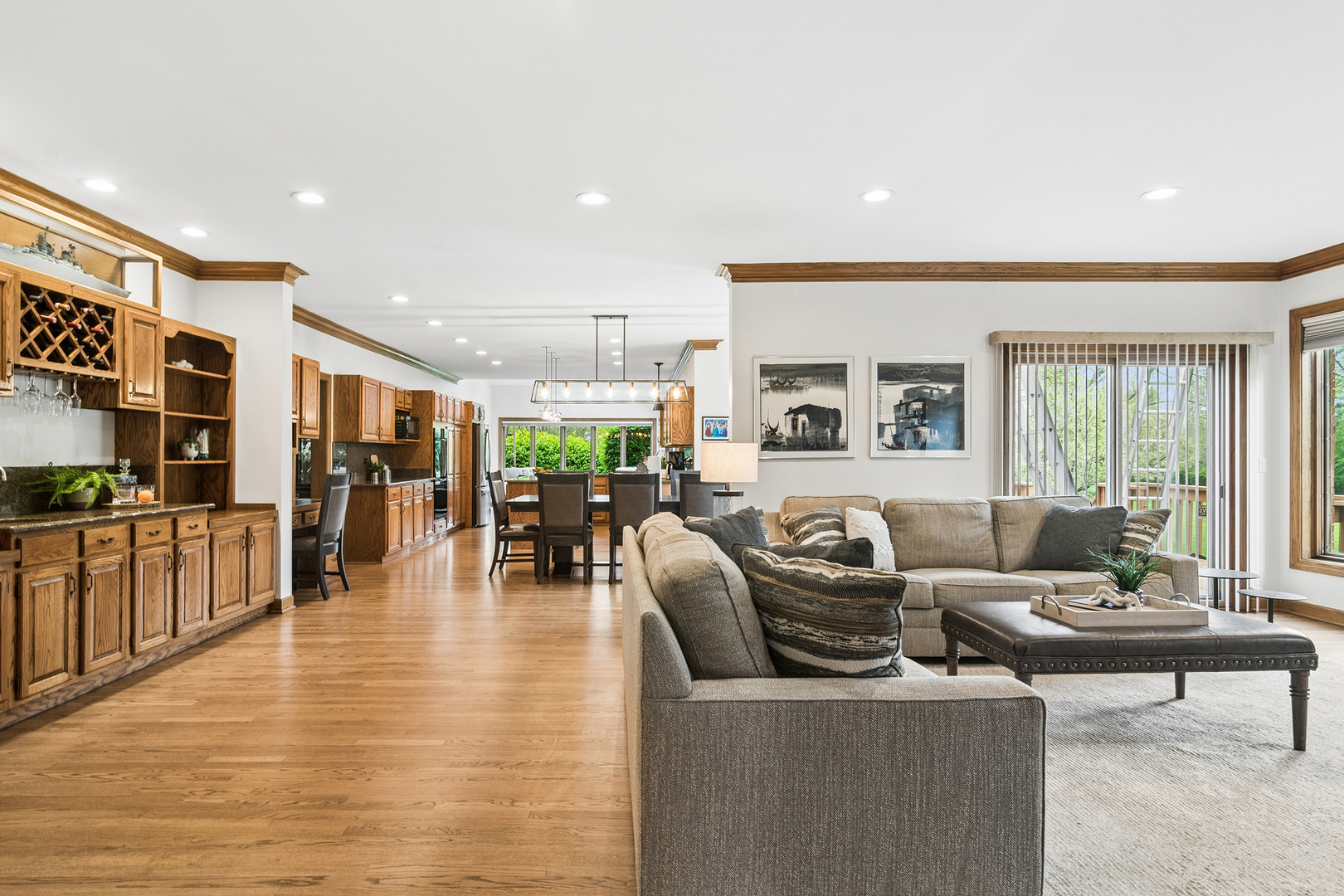 5644 Oakwood Circle, Long Grove, IL 60047
