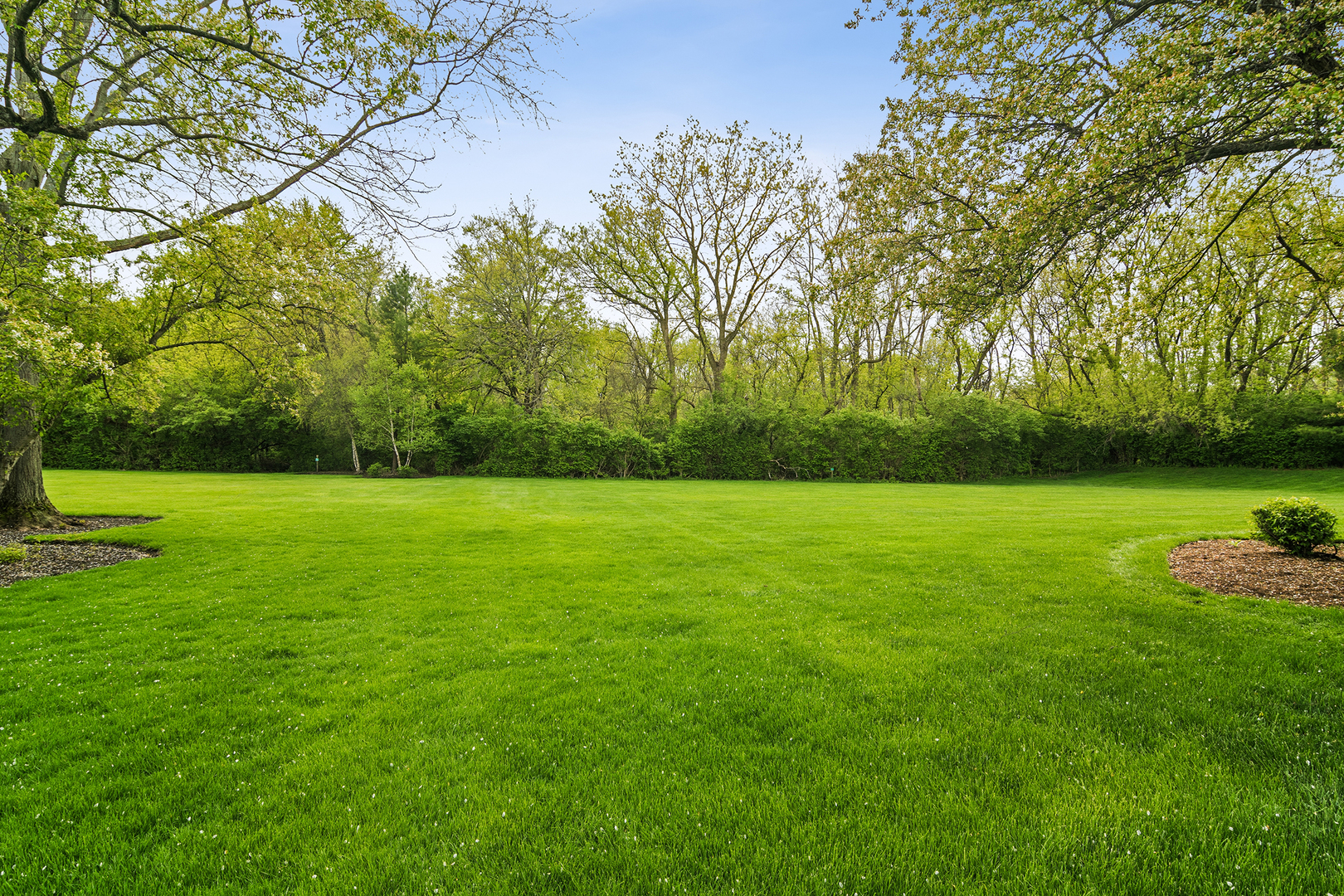 5644 Oakwood Circle, Long Grove, IL 60047