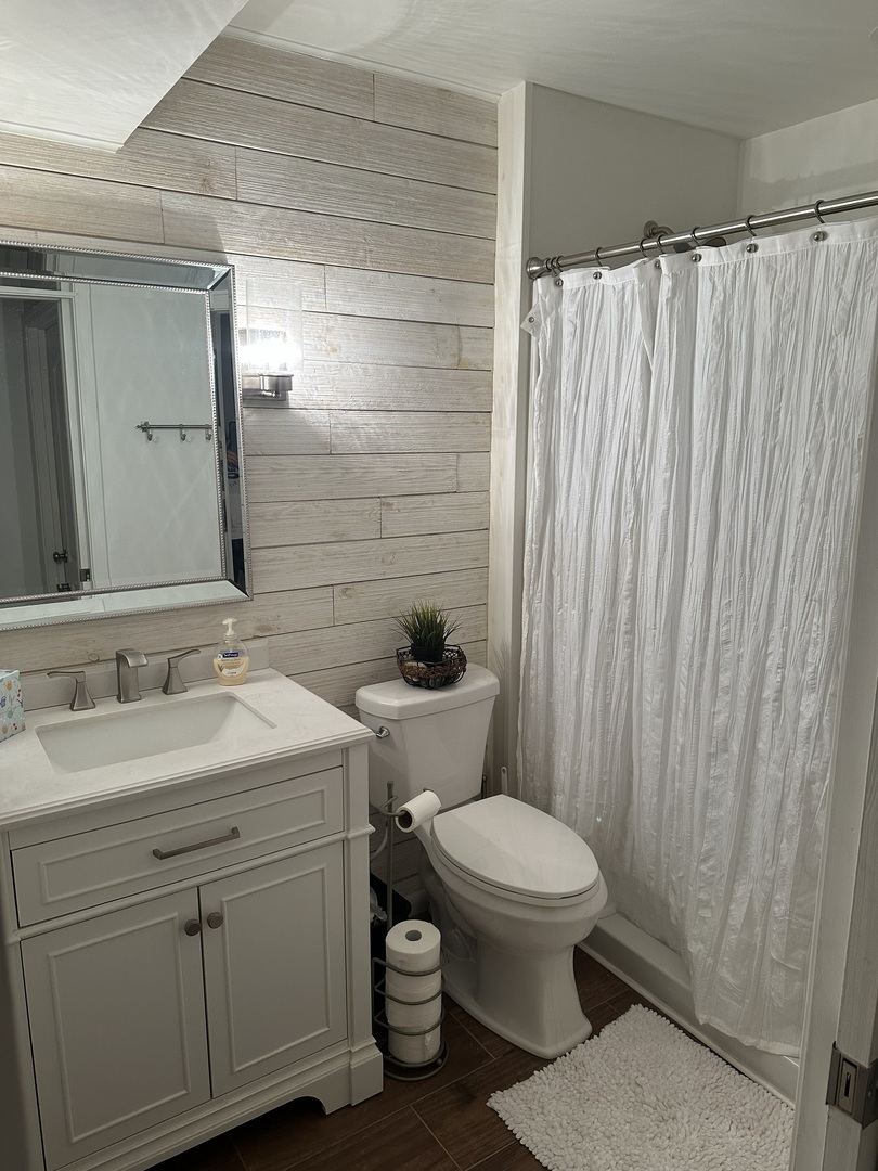 32 White Oak Circle #0, St. Charles, IL 60174