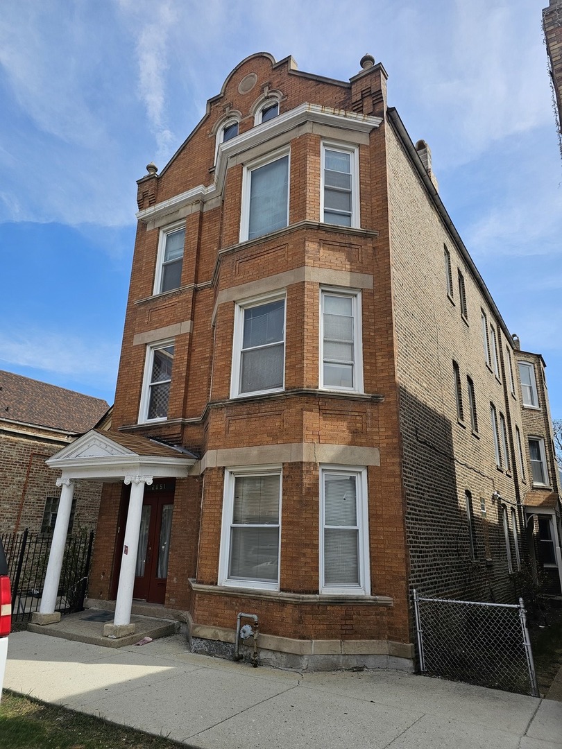 2651 S Lawndale Avenue, Chicago, IL 60623