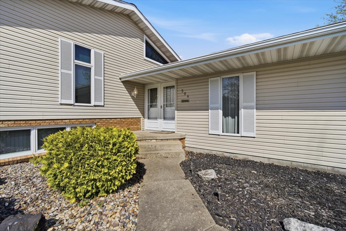 504 S School Street, Minier, IL 61759