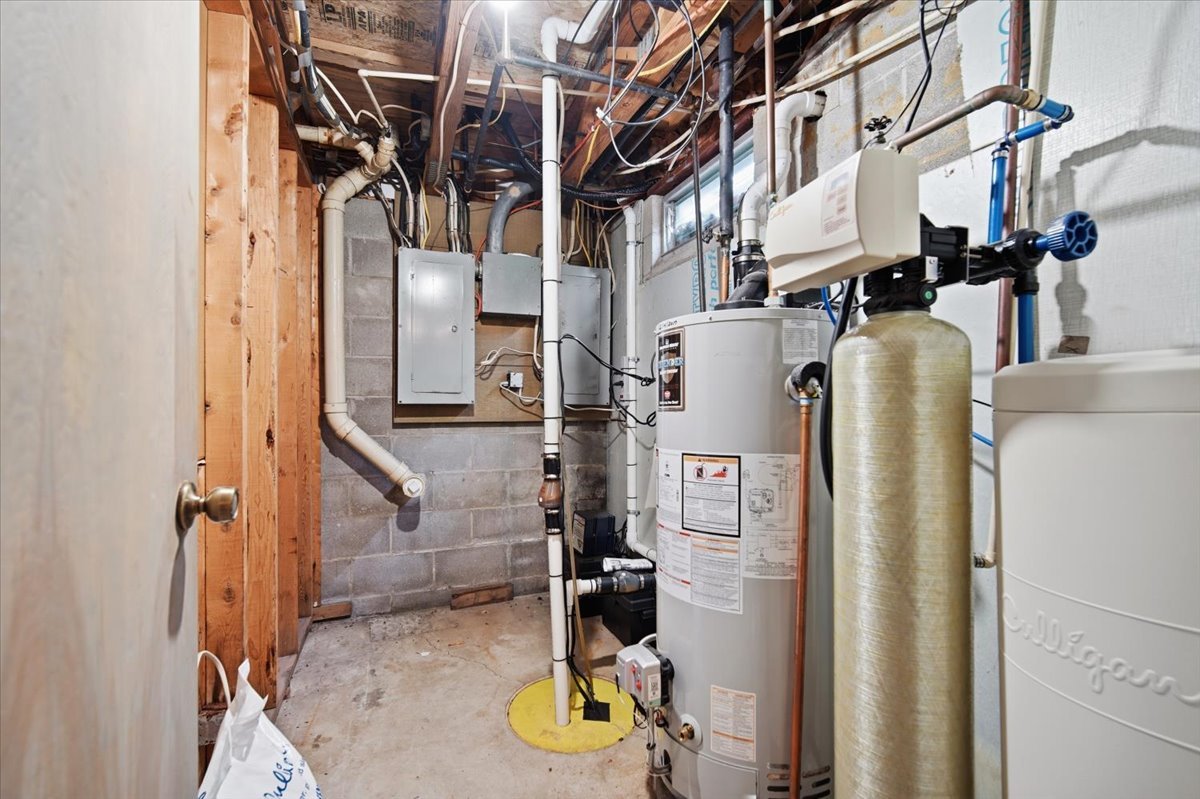 504 S School Street, Minier, IL 61759