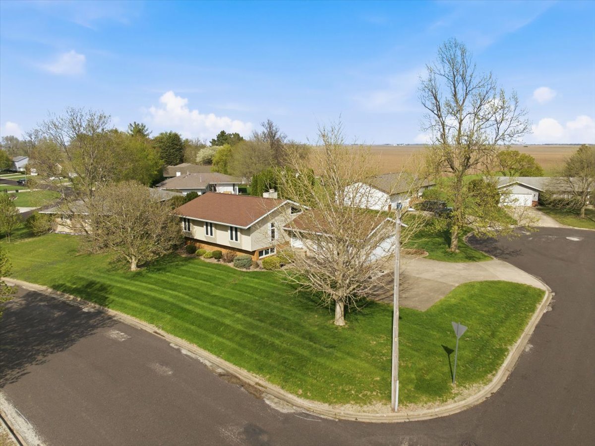 504 S School Street, Minier, IL 61759