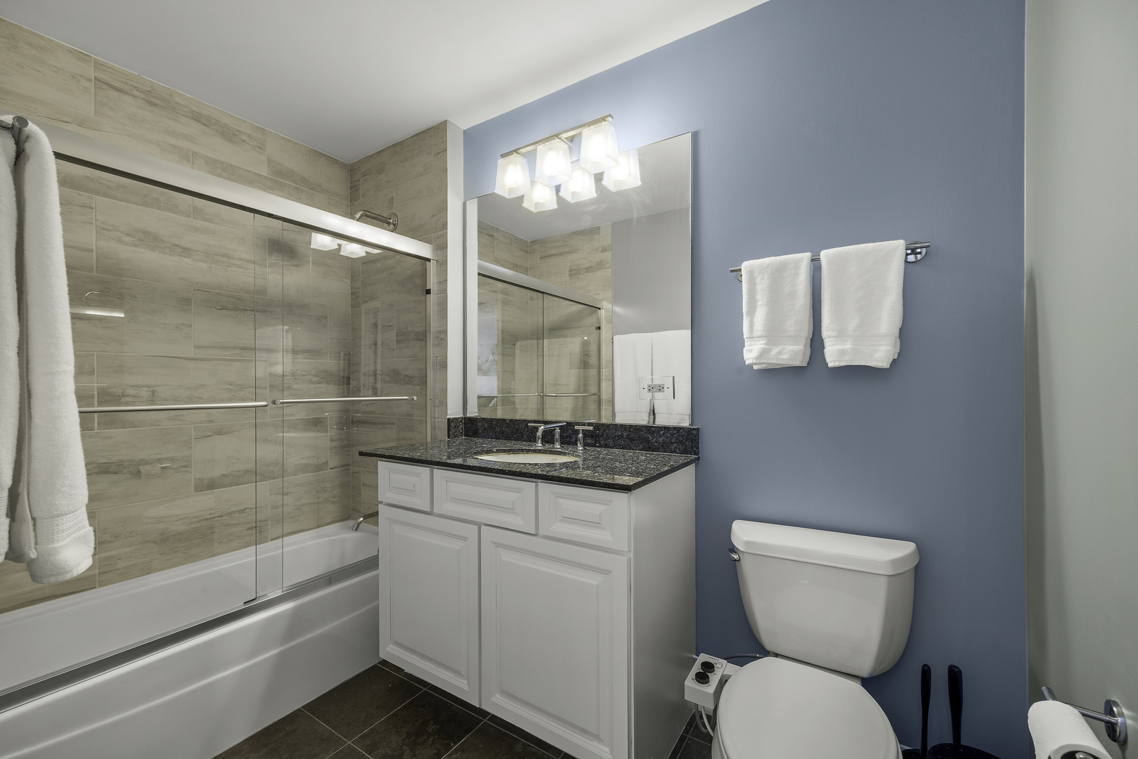 845 N Kingsbury Street #412, Chicago, IL 60610