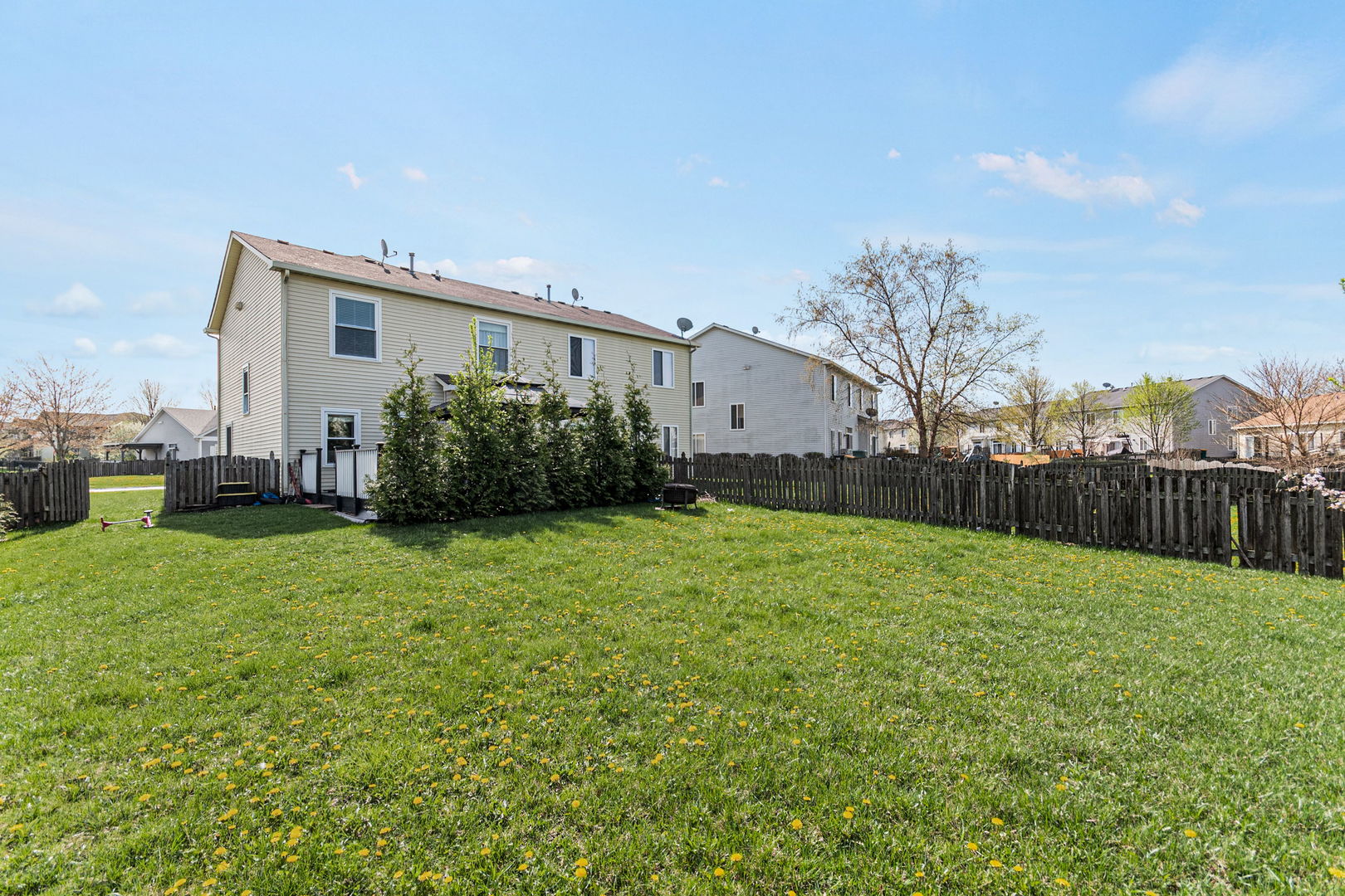 672 Edward Drive, Romeoville, IL 60446