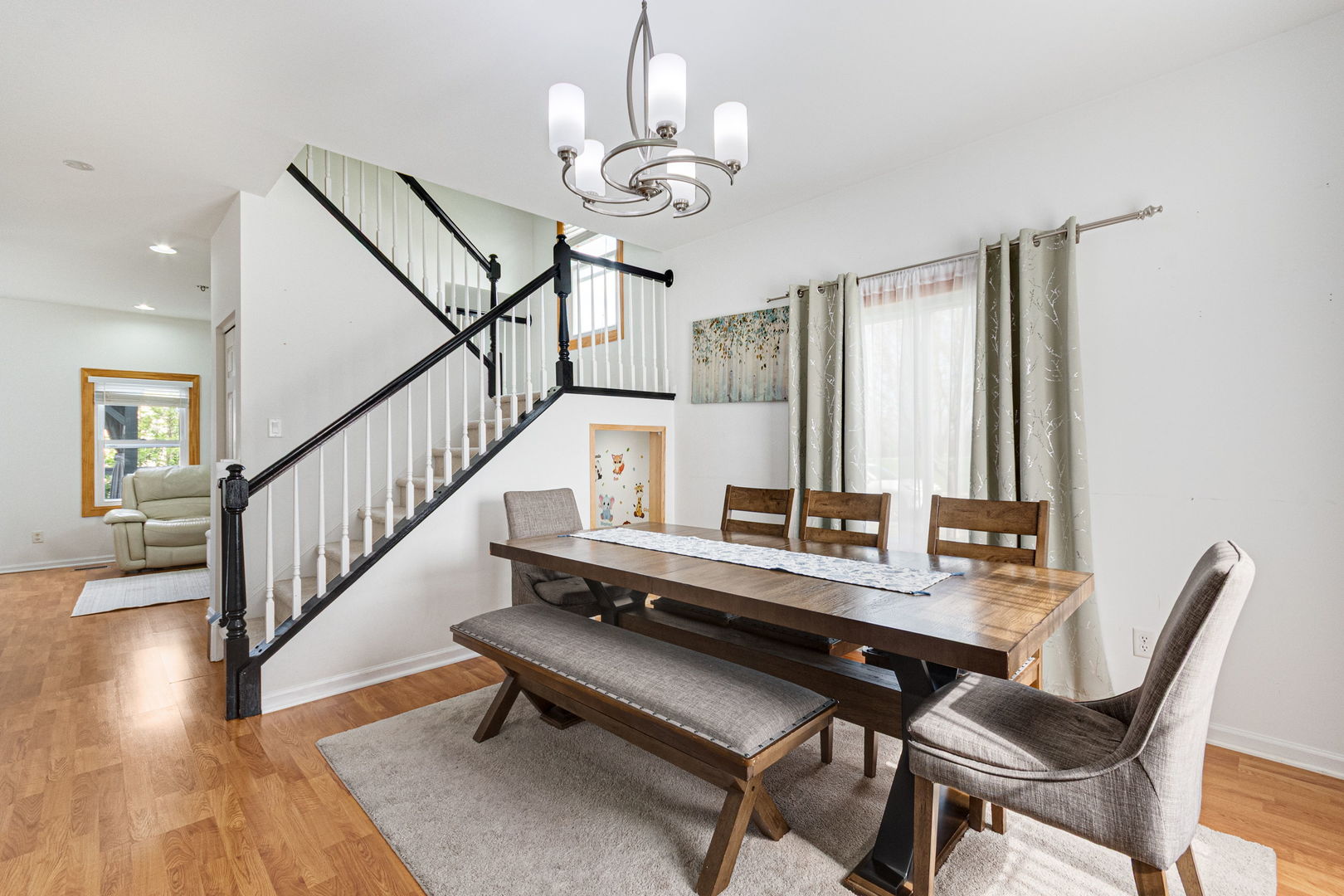 672 Edward Drive, Romeoville, IL 60446