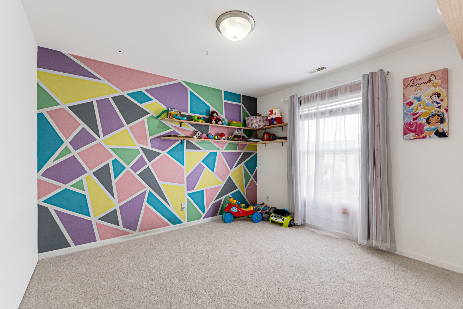 672 Edward Drive, Romeoville, IL 60446