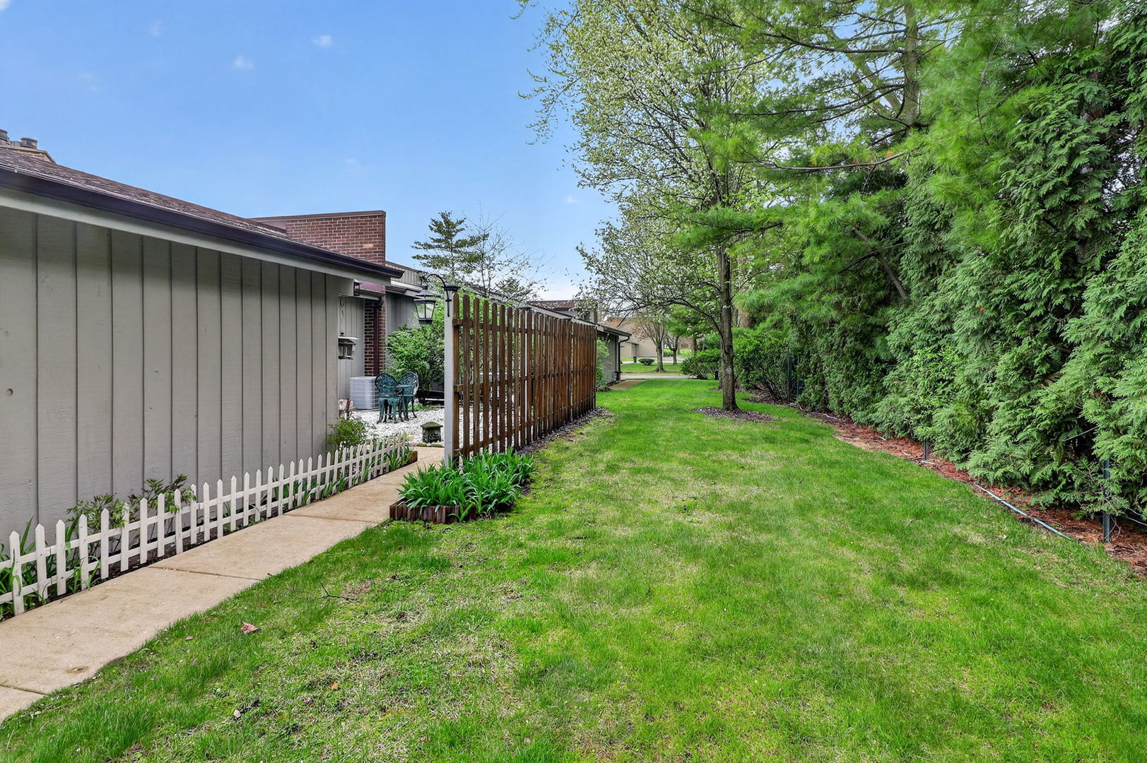 2S661 Marie Curie Lane, Warrenville, IL 60555