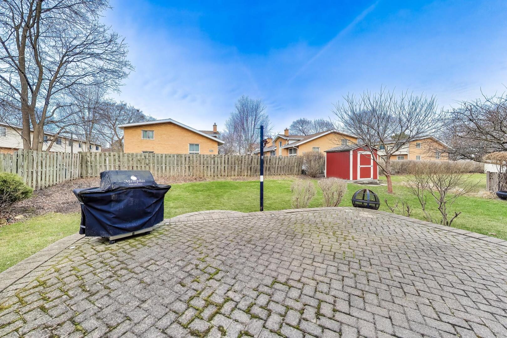 1606 N Pine Avenue, Arlington Heights, IL 60004