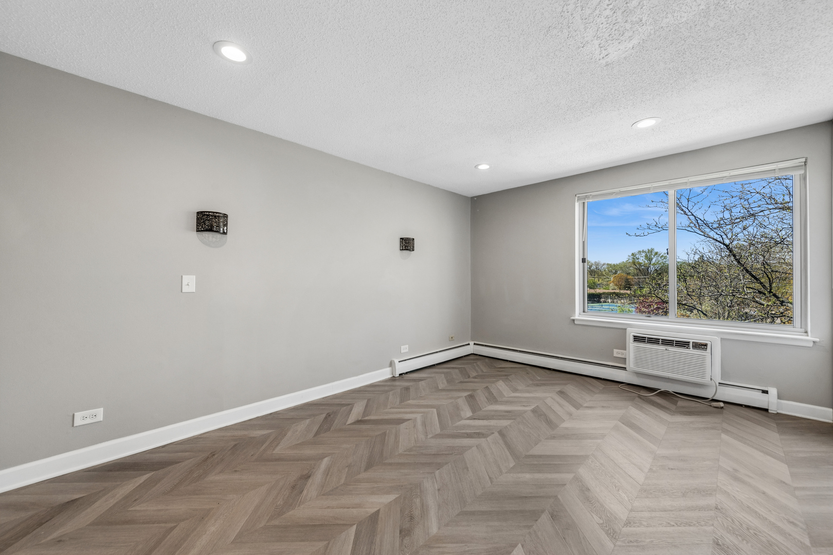 1126 S New Wilke Road #404, Arlington Heights, IL 60005