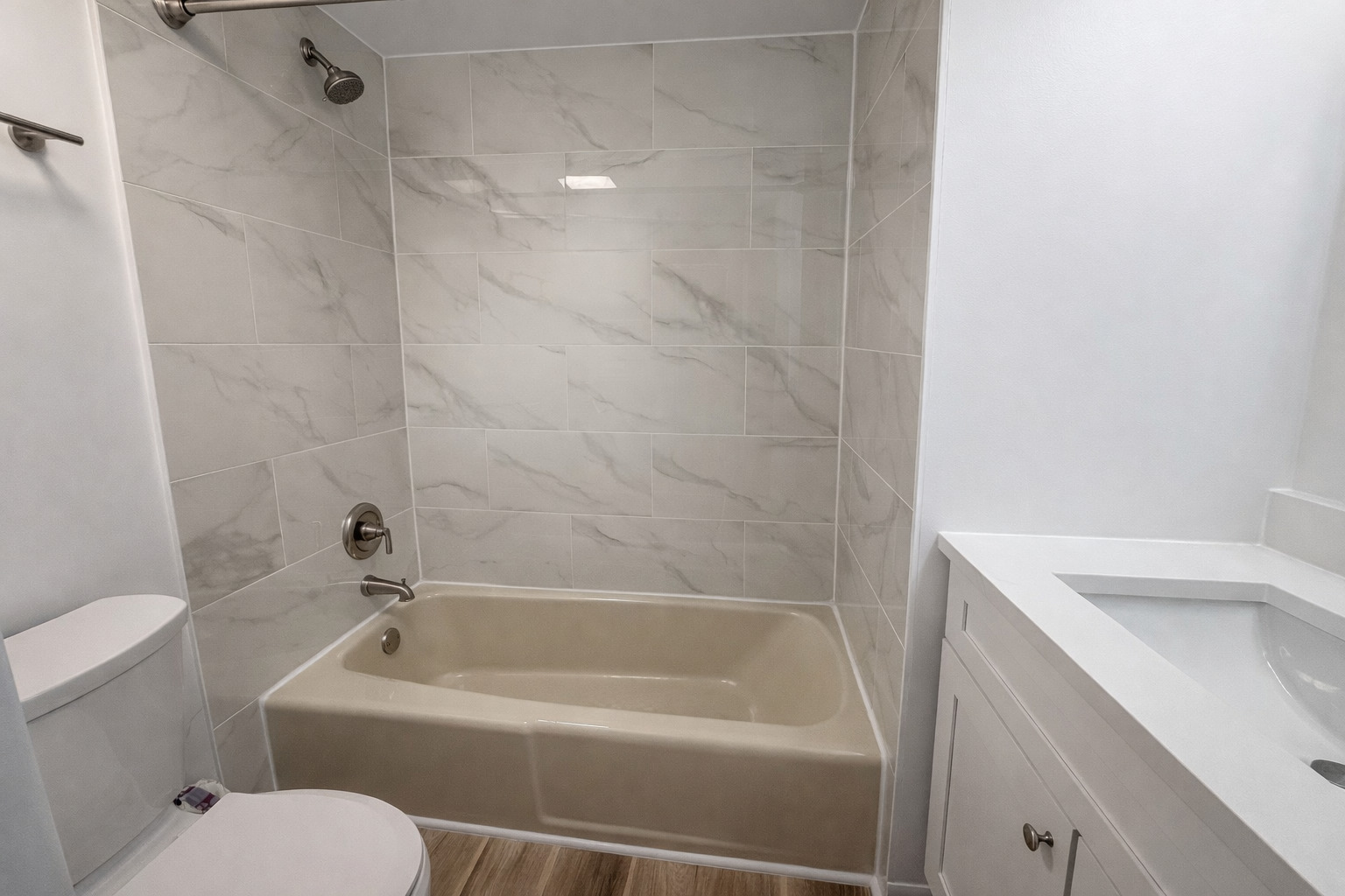 210 E Fountainview Lane #3A, Lombard, IL 60148