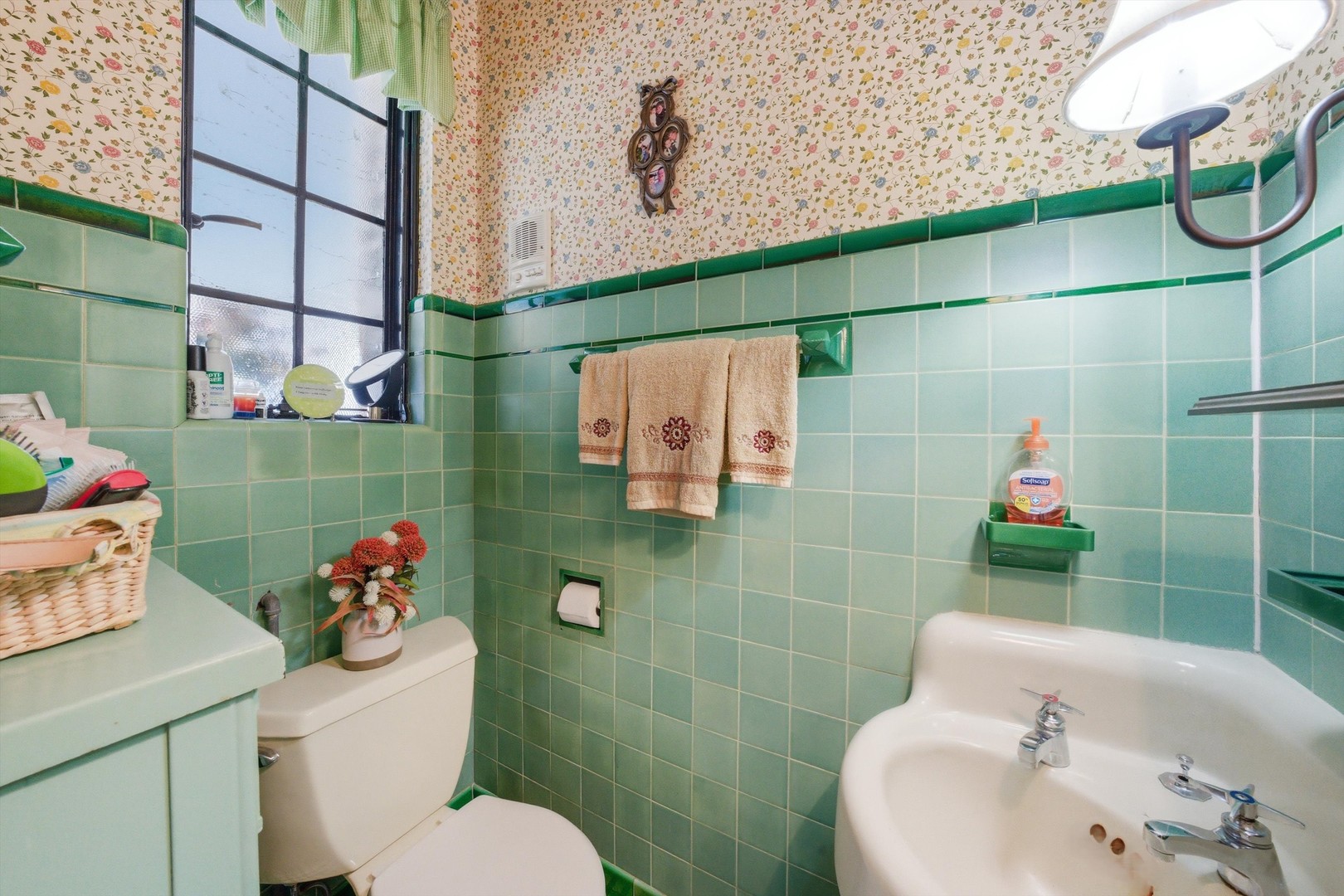 9011 S Leavitt Street, Chicago, IL 60643