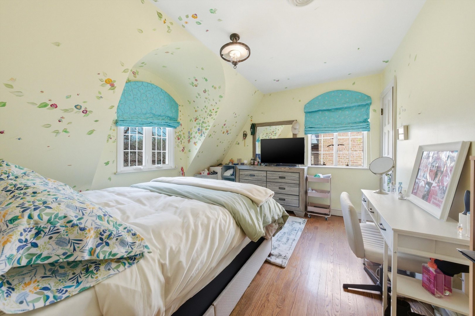 9011 S Leavitt Street, Chicago, IL 60643