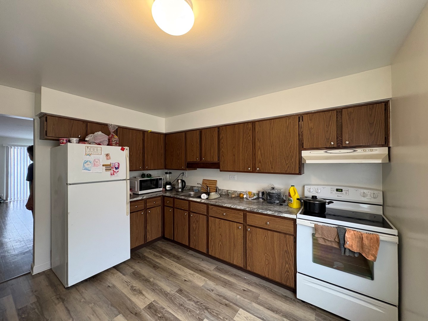 812-820 Perry Drive, Mundelein, IL 60060