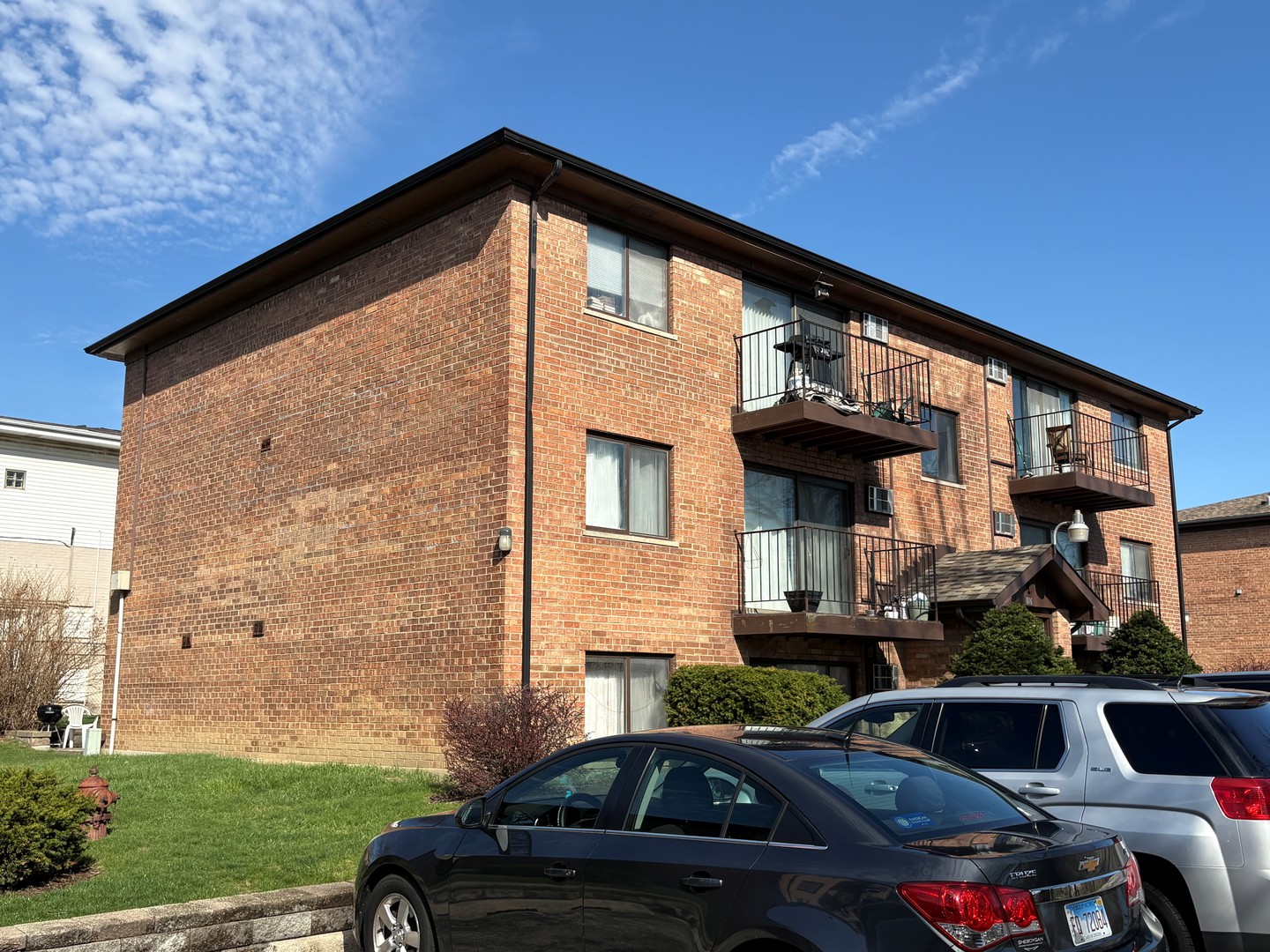 812-820 Perry Drive, Mundelein, IL 60060