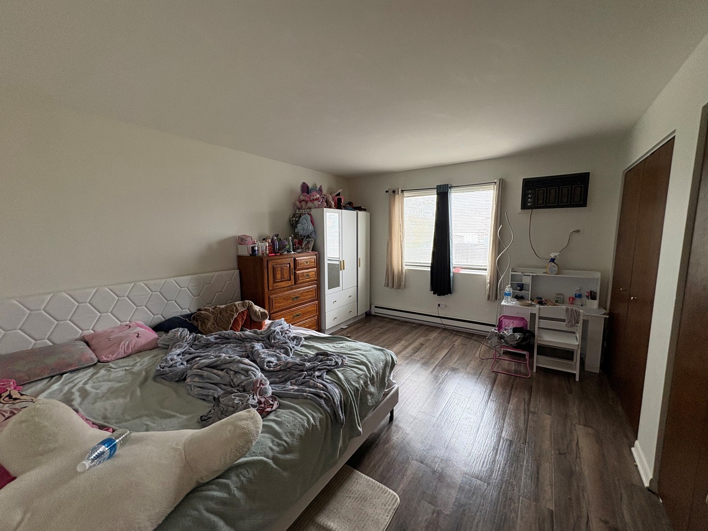 812-820 Perry Drive, Mundelein, IL 60060