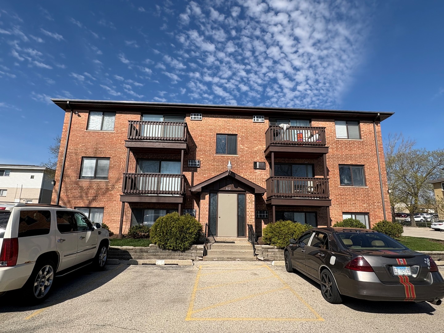 812-820 Perry Drive, Mundelein, IL 60060