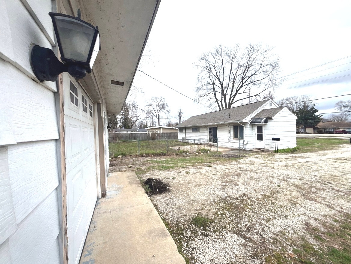 17W452 BUTTERFIELD Road, Villa Park, IL 60181