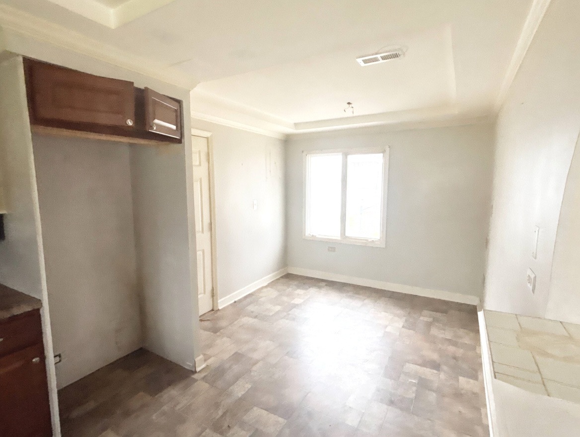 17W452 BUTTERFIELD Road, Villa Park, IL 60181