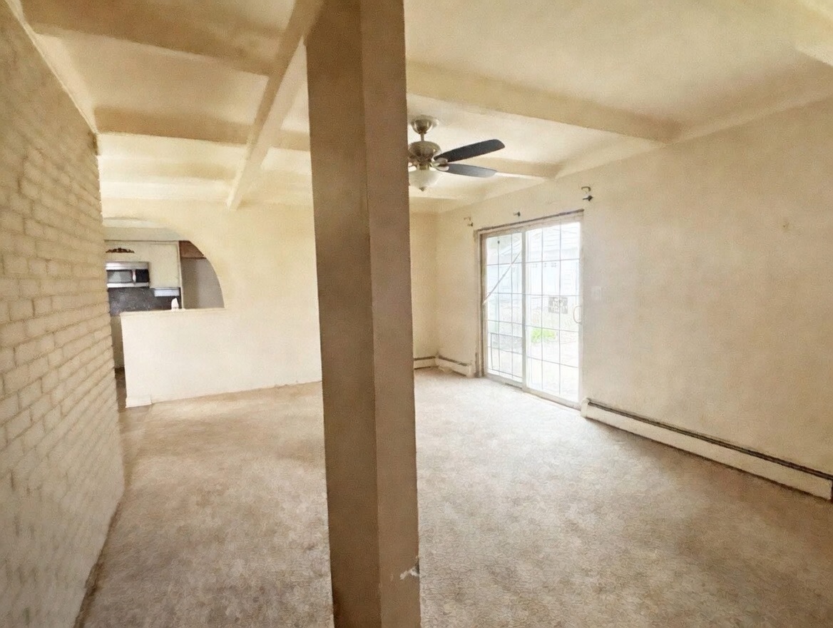 17W452 BUTTERFIELD Road, Villa Park, IL 60181