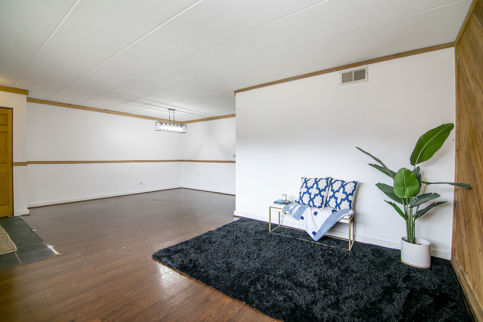 9608 W Higgins Road #2c, Rosemont, IL 60018