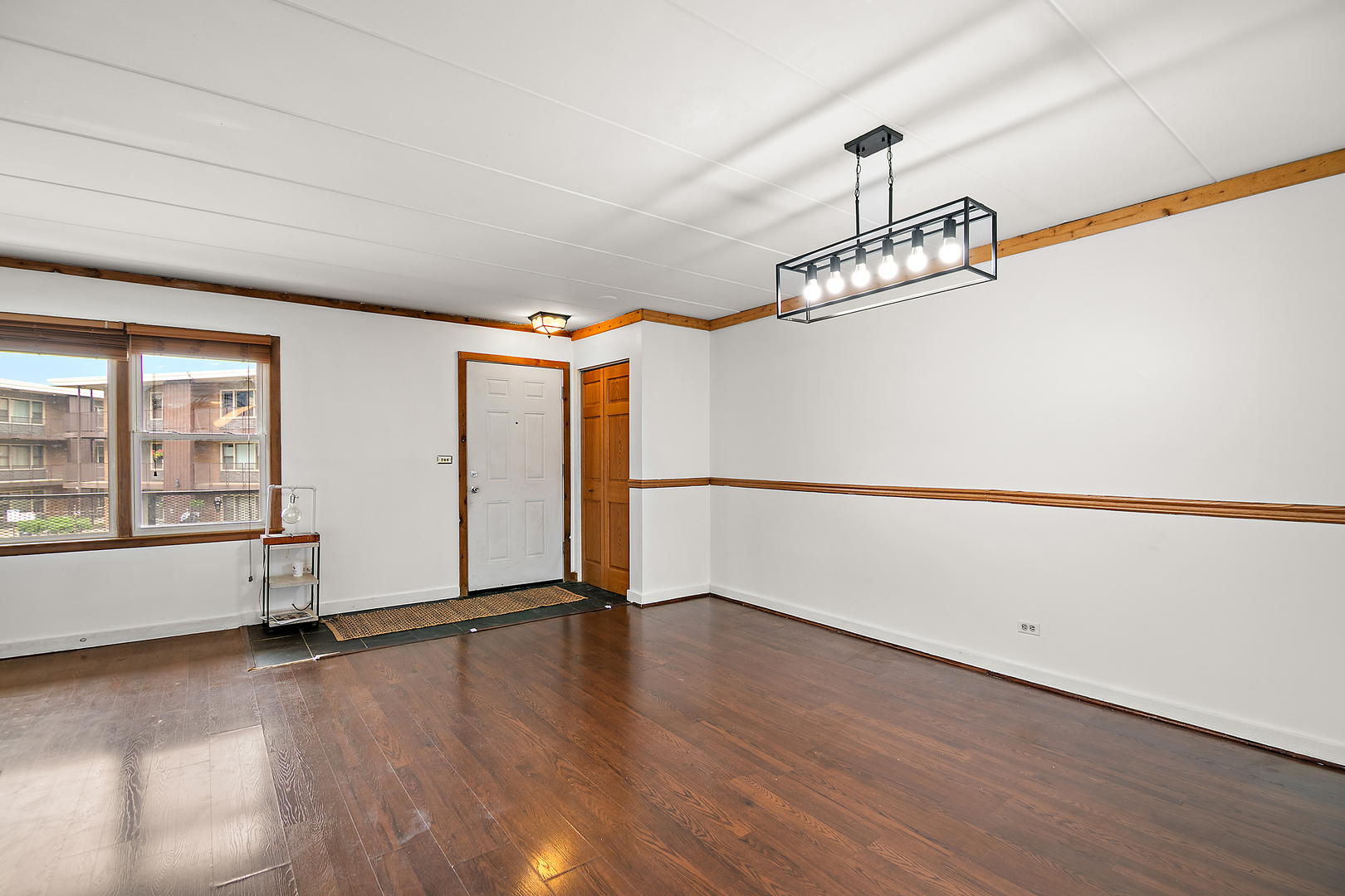 9608 W Higgins Road #2c, Rosemont, IL 60018