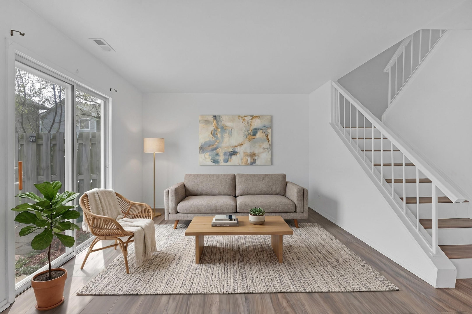 523 Alton Court, Carol Stream, IL 60188