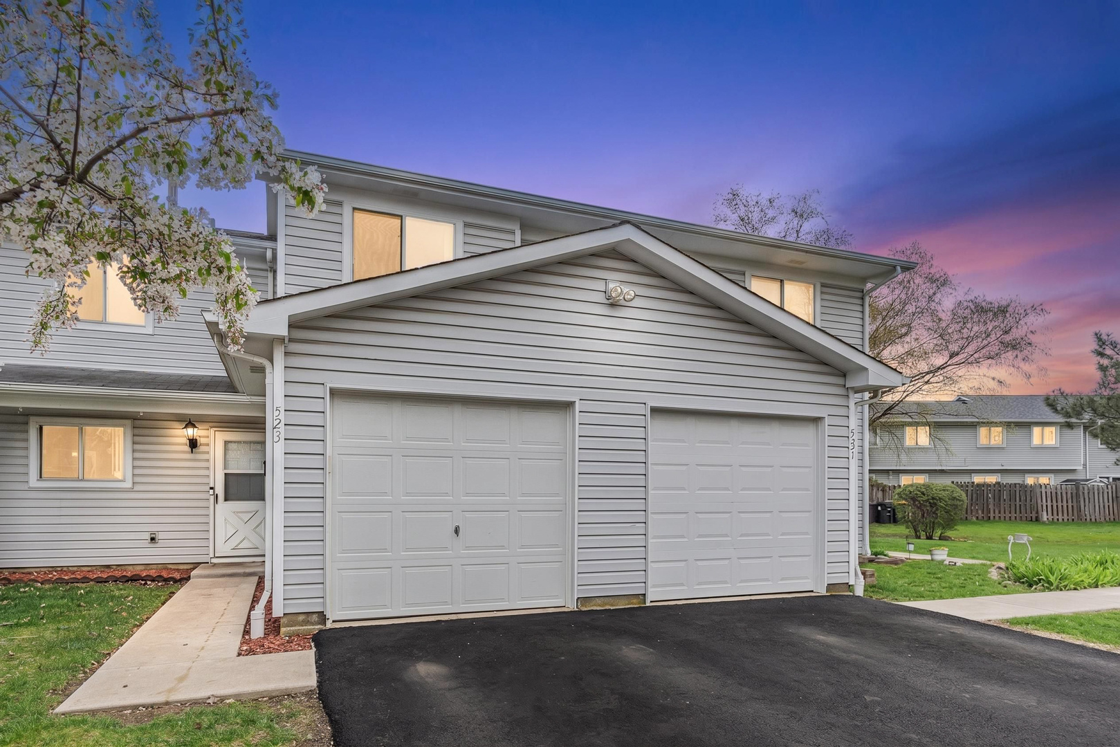 523 Alton Court, Carol Stream, IL 60188