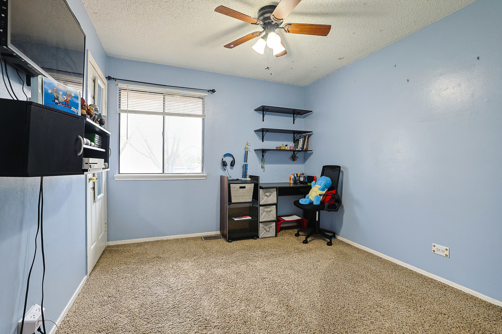 4453 BELL Lane, Hanover Park, IL 60133