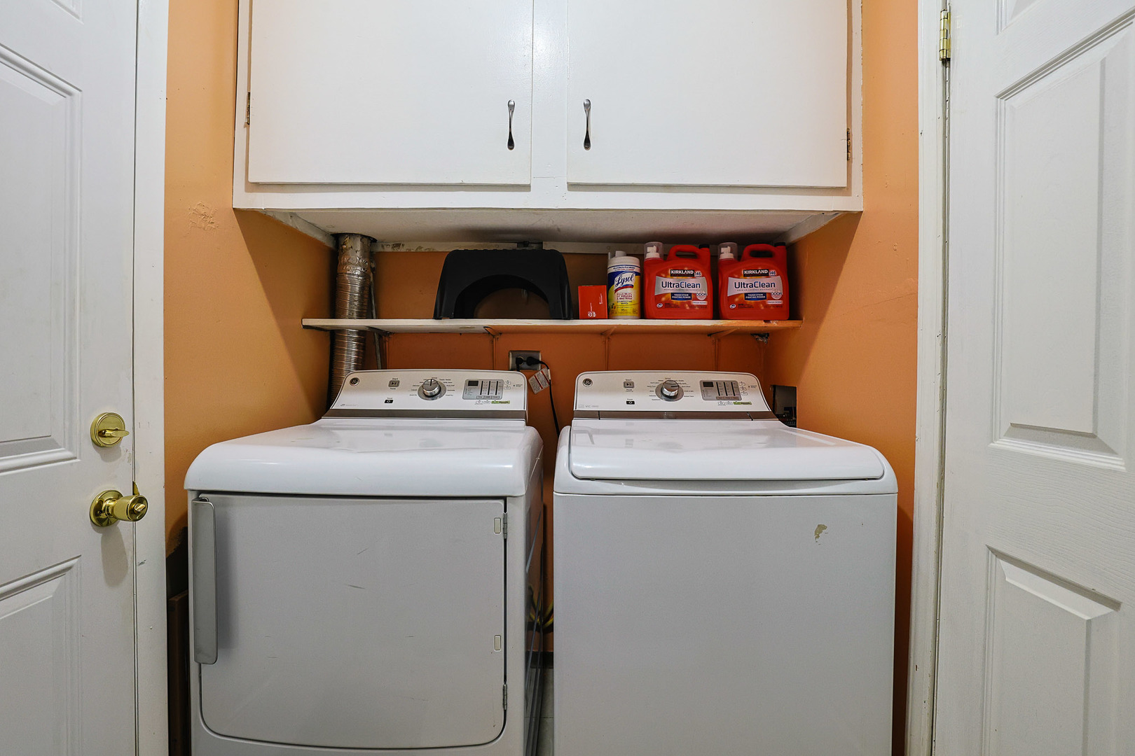 4453 BELL Lane, Hanover Park, IL 60133