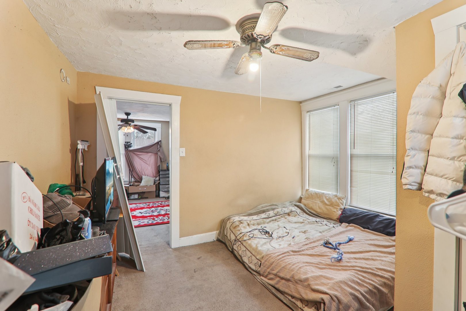 262 S WESTON Avenue, Elgin, IL 60123