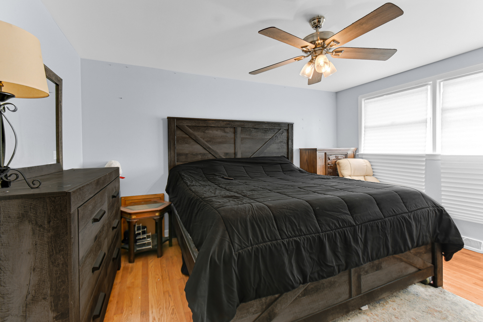 1029 Riverview Drive, South Holland, IL 60473