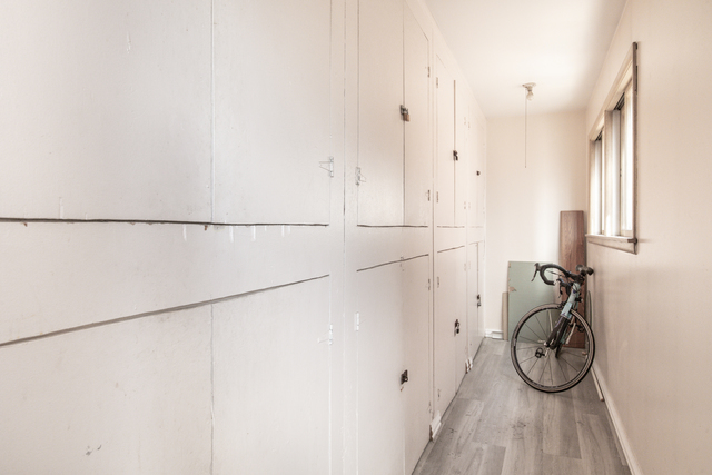 6121 W Higgins Avenue #C2, Chicago, IL 60630