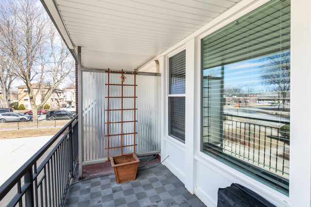 6121 W Higgins Avenue #C2, Chicago, IL 60630