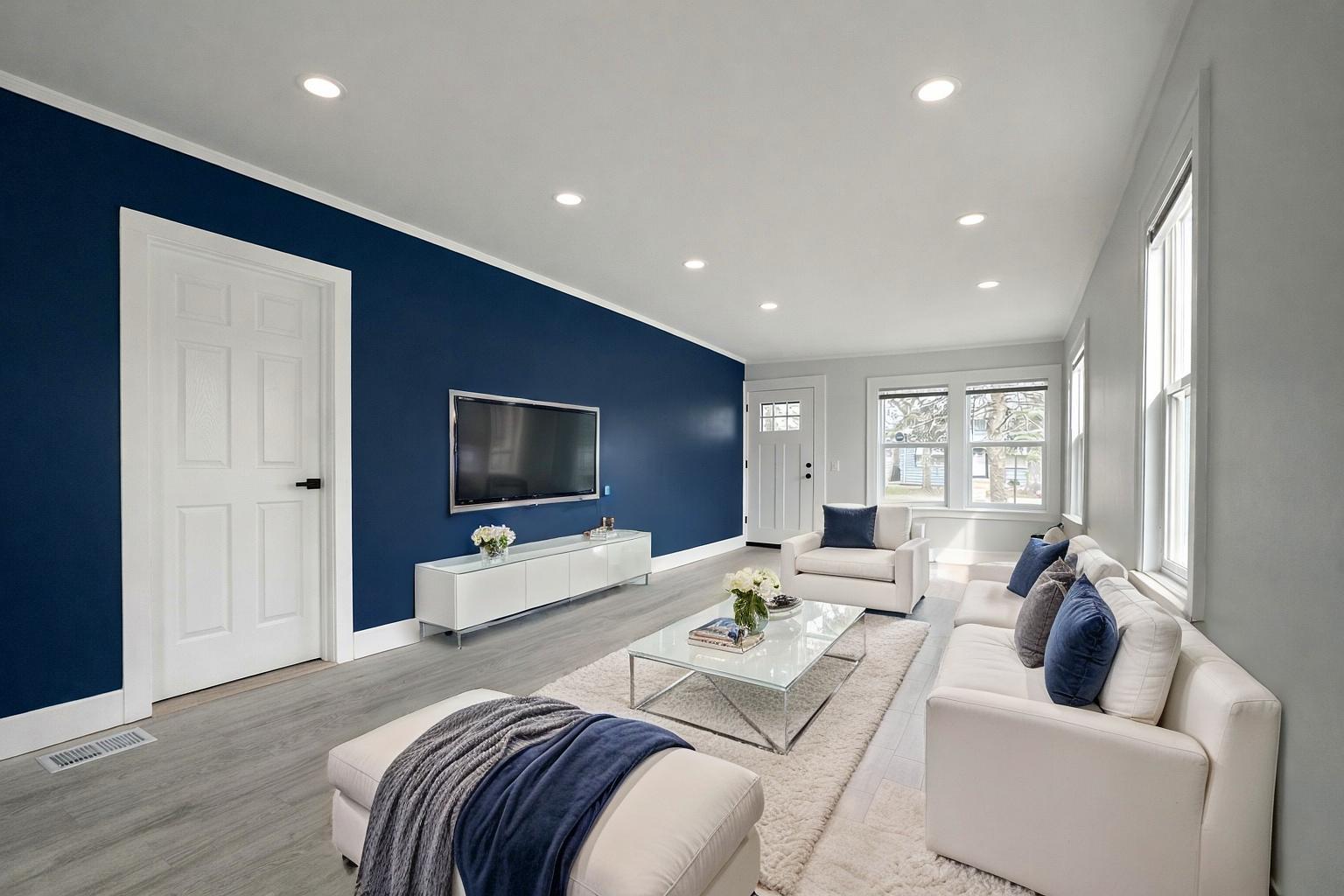 9820 S California Avenue, Evergreen Park, IL 60805