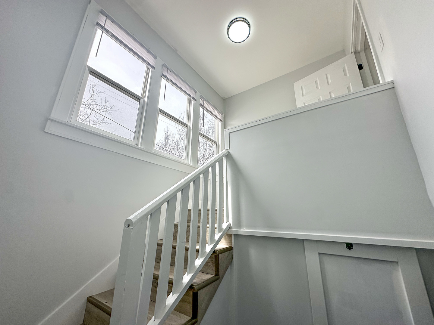 9820 S California Avenue, Evergreen Park, IL 60805