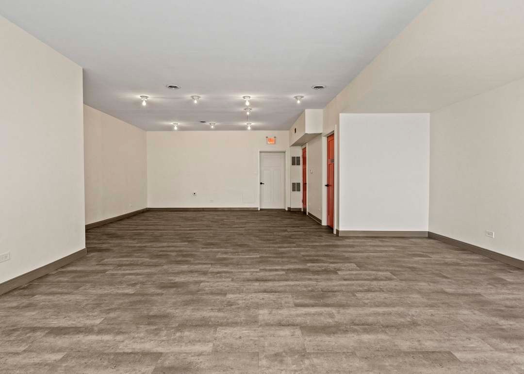 5110 W Fullerton Avenue, Chicago, IL 60639