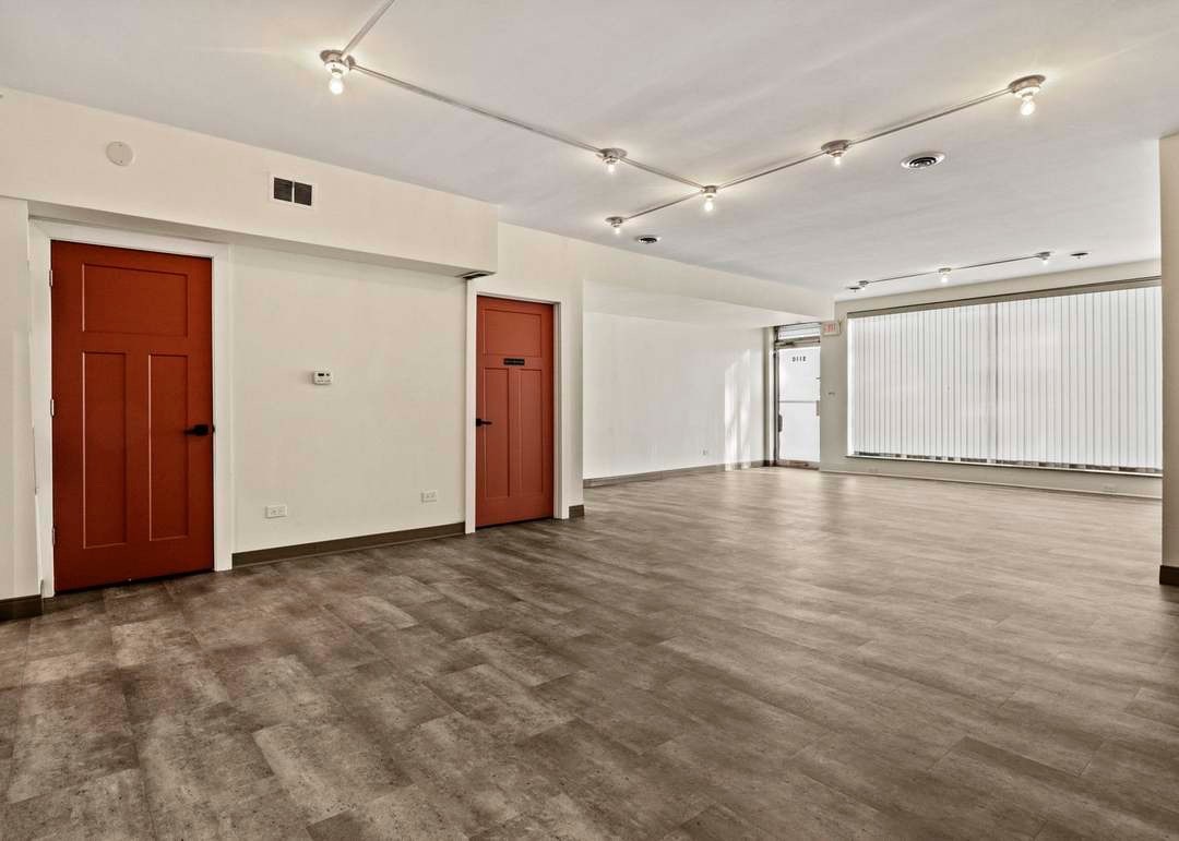 5110 W Fullerton Avenue, Chicago, IL 60639