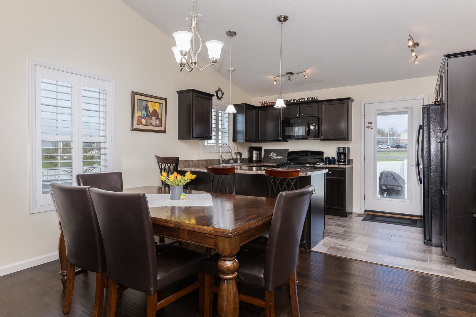 212 Springdale Avenue, Bloomington, IL 61704