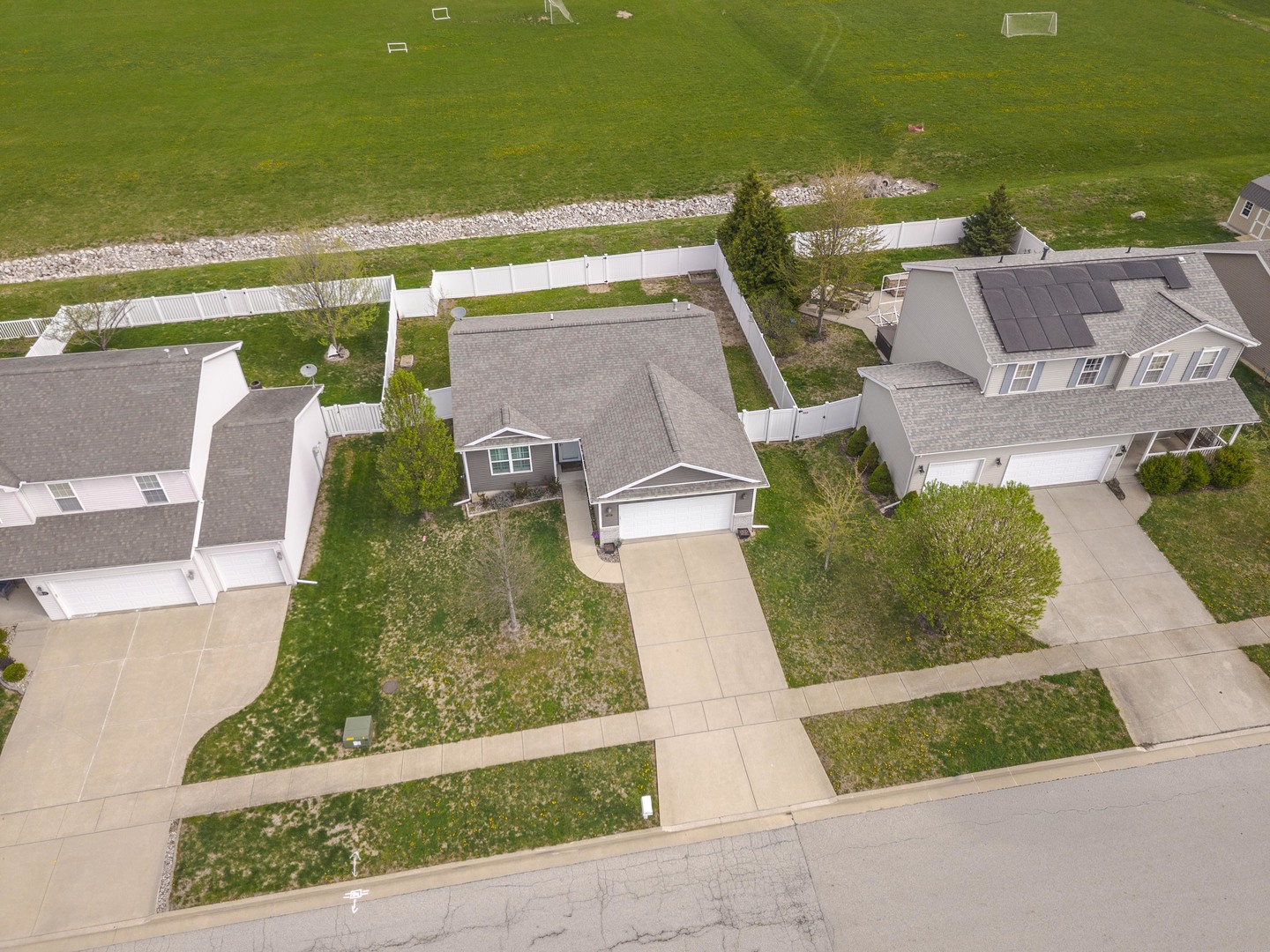 212 Springdale Avenue, Bloomington, IL 61704