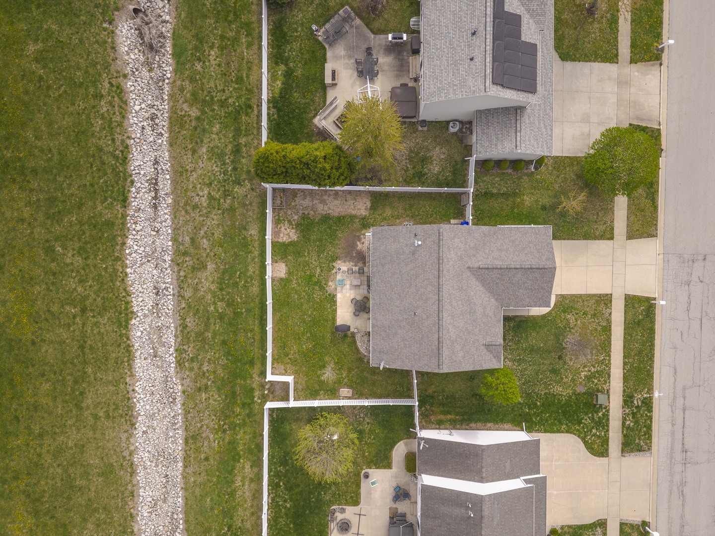 212 Springdale Avenue, Bloomington, IL 61704