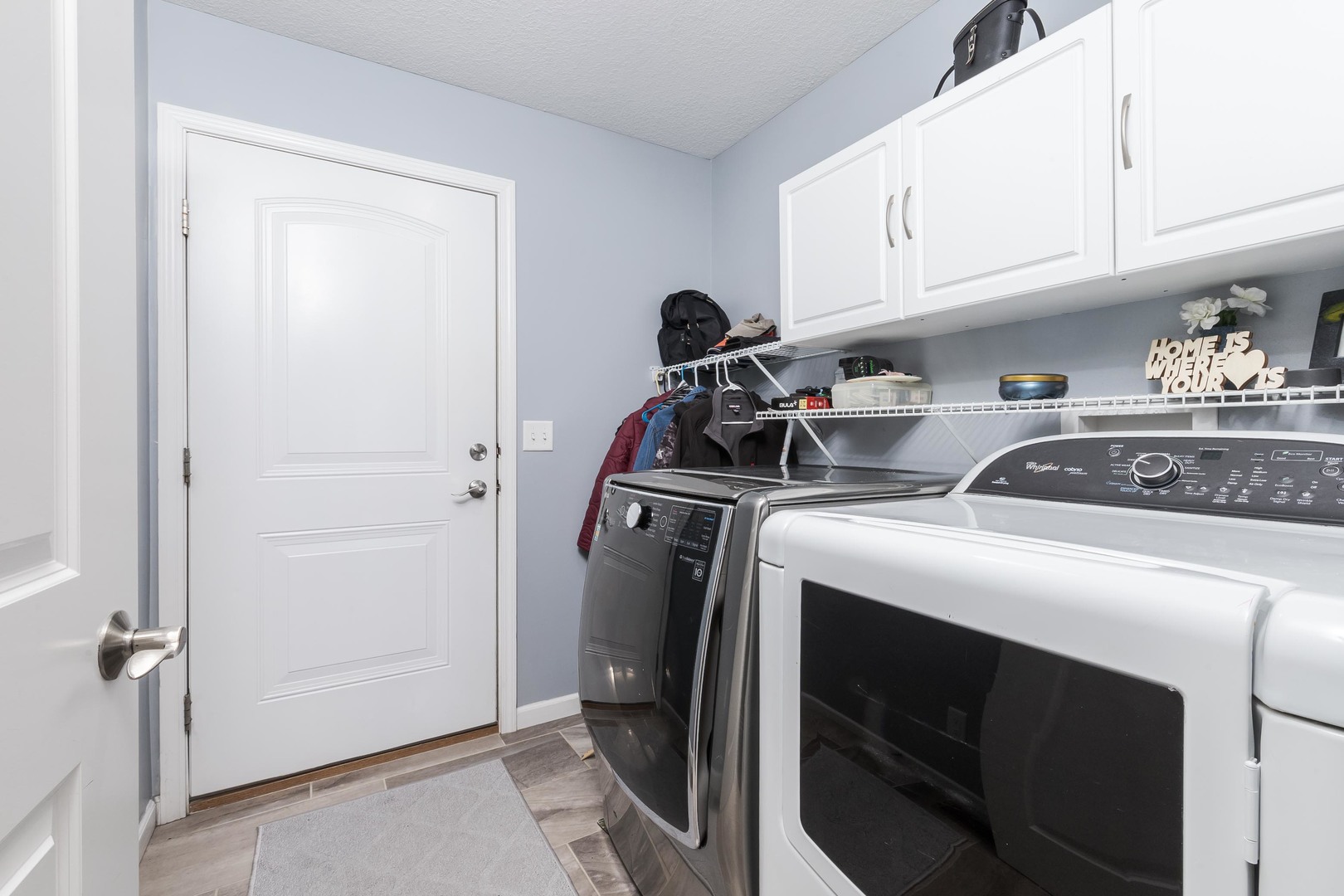 212 Springdale Avenue, Bloomington, IL 61704