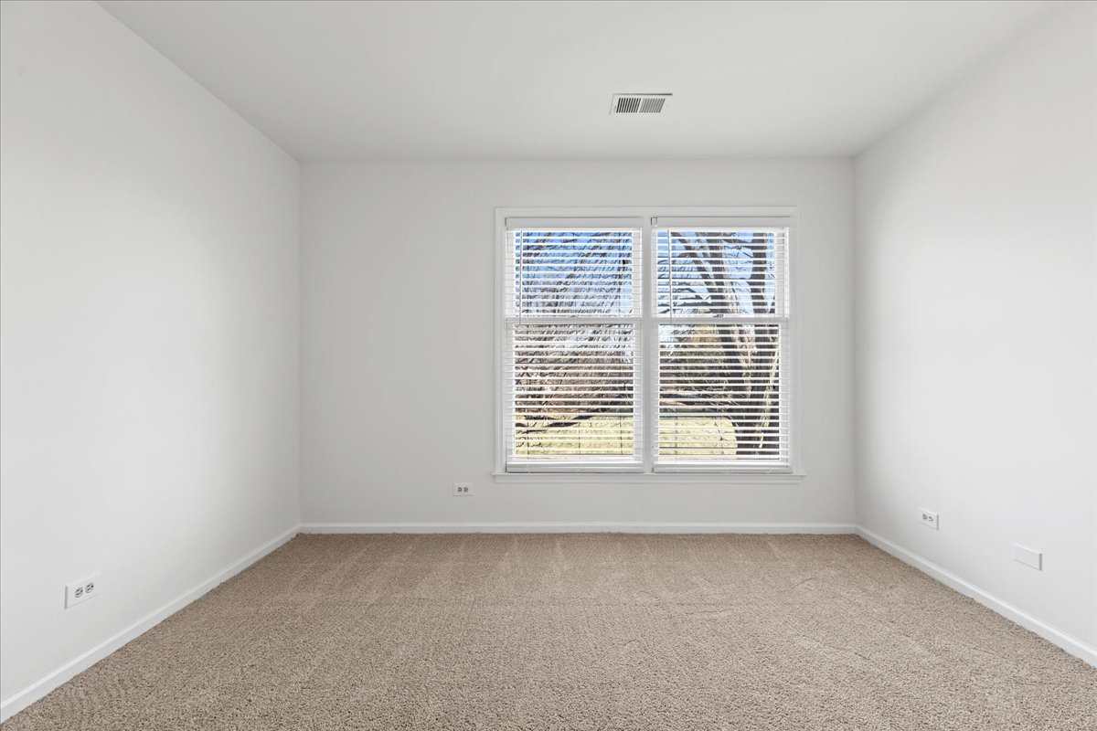 2321 Steeple Chase Circle, Libertyville, IL 60048