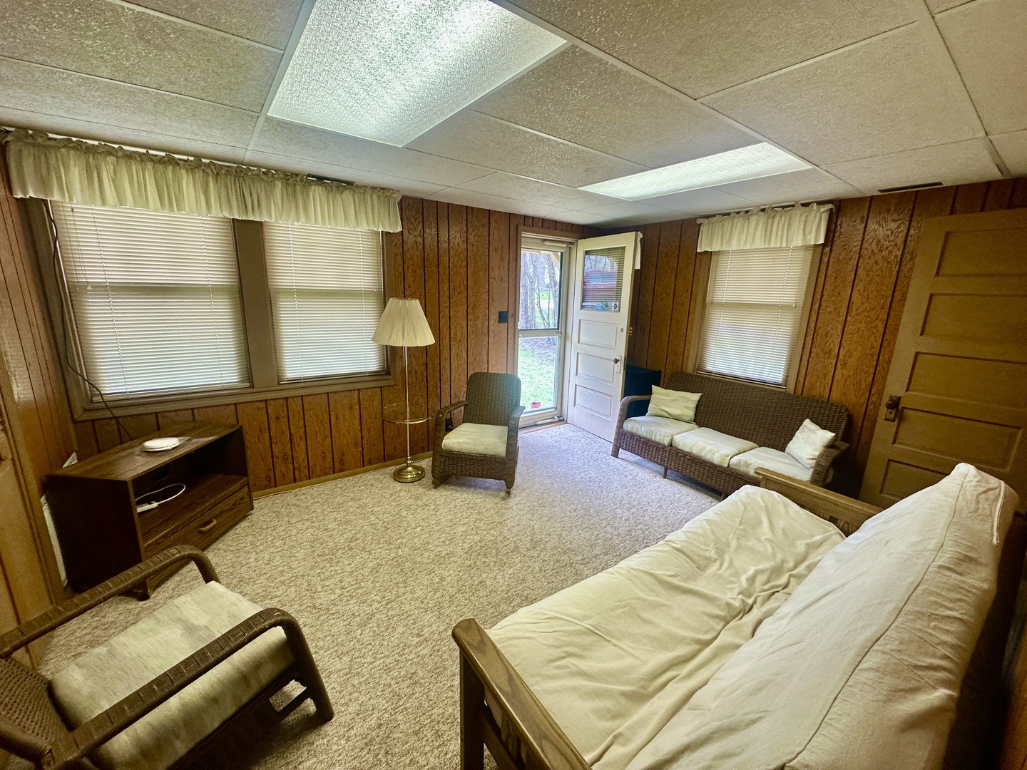 26372 W Prospect Avenue, Antioch, IL 60002